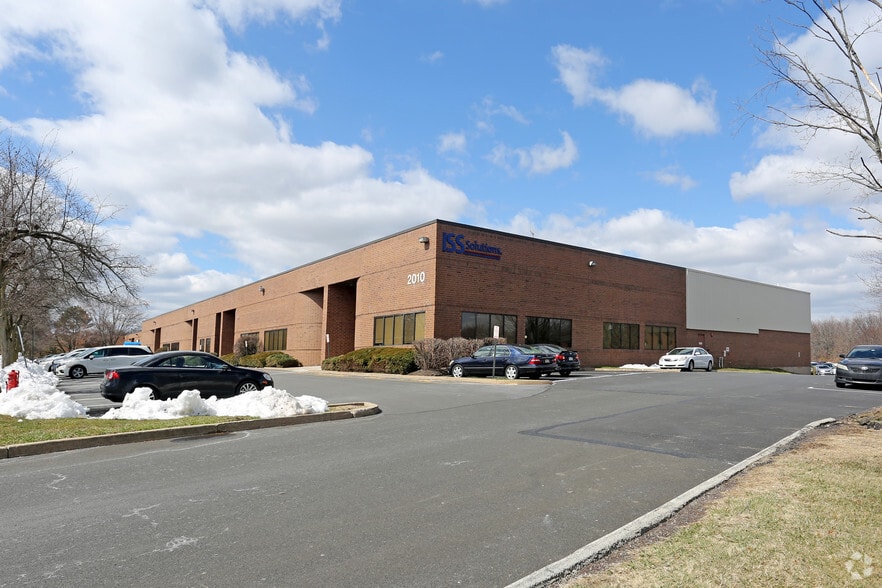 2010 Cabot Blvd W, Langhorne, PA 19047