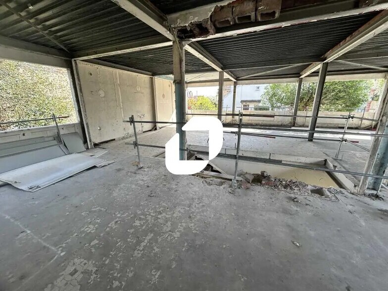 Office in Eaubonne for sale - Building Photo - Image 3 of 14