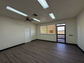 14359 Amargosa Rd, Victorville, CA for lease Interior Photo- Image 1 of 2