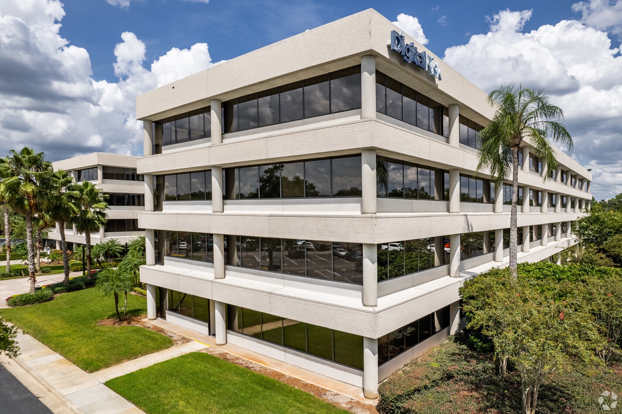 2301 Maitland Center Pky, Maitland, FL 32751 Maitland 200