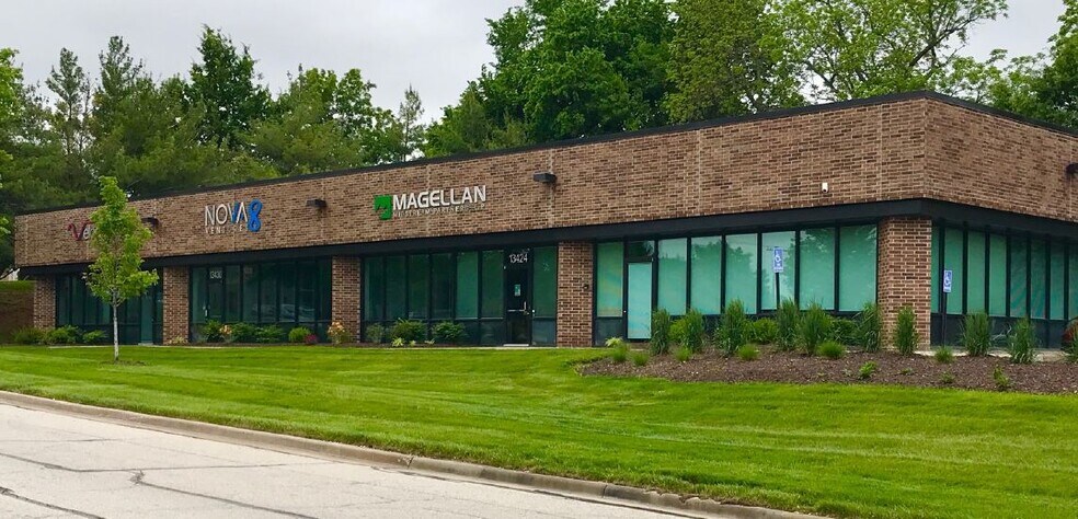 13420-13430 W 98th St, Lenexa, KS for sale - Building Photo - Image 1 of 1