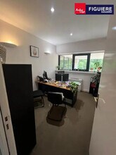 9 Bis Place John Rewald, Aix-en-Provence for lease Building Photo- Image 1 of 3