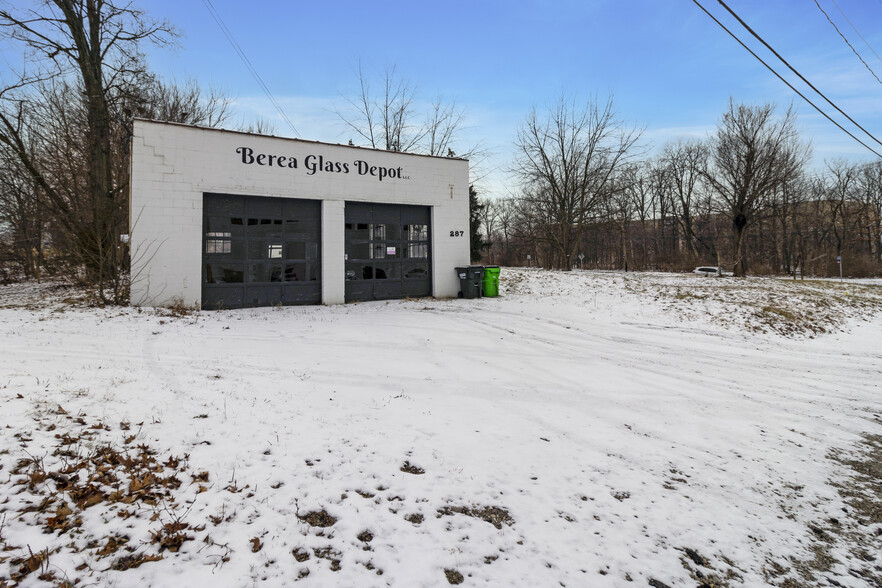 358 N Rocky River Dr, Berea, OH for sale - Building Photo - Image 1 of 5