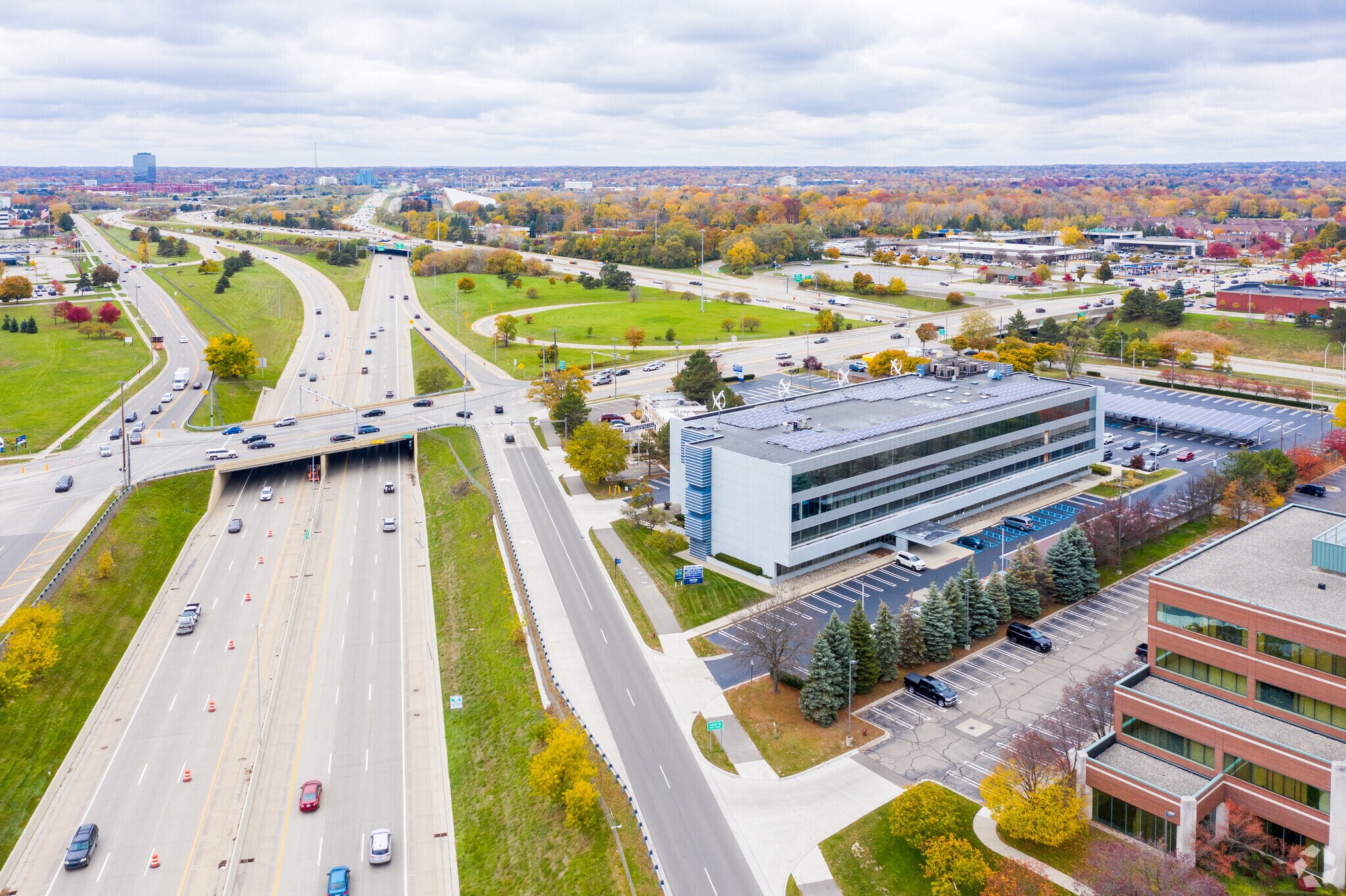 26700 Lahser Rd, Southfield, MI 48076 Office for Lease