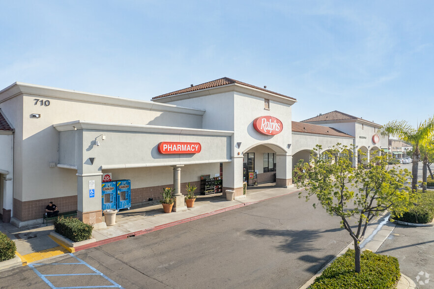 600-732 N Rose Dr, Placentia, CA for lease - Primary Photo - Image 1 of 25