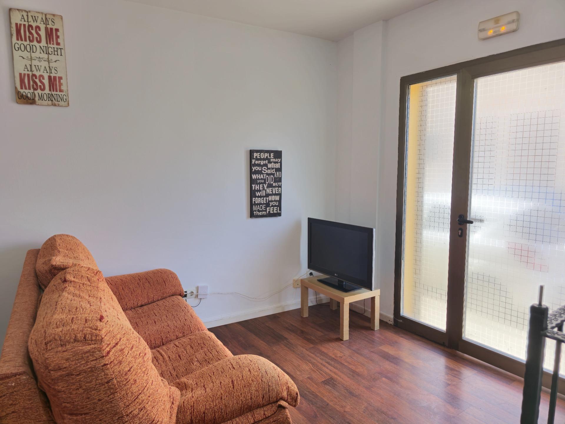 Retail in Muro for sale Interior Photo- Image 1 of 21