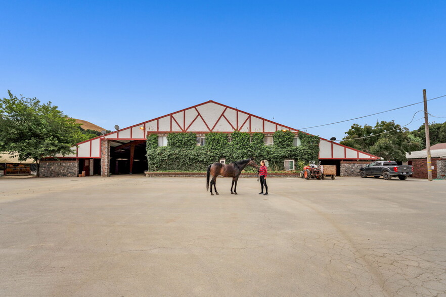 10250 Crow Canyon Rd, Castro Valley, CA for sale - Building Photo - Image 1 of 10