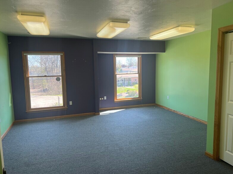 10101 Saltsburg Rd, Plum, PA 15239 Office for Lease