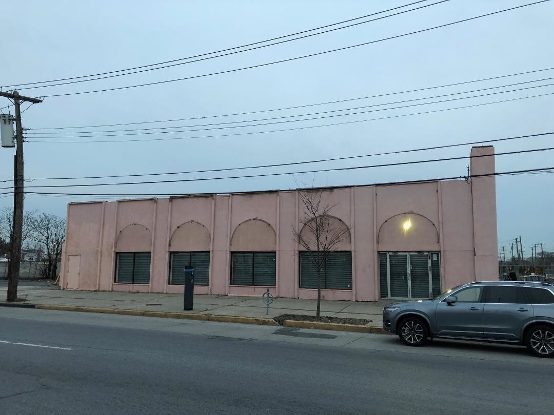 16149 Cross Bay Blvd, Howard Beach, NY 11414