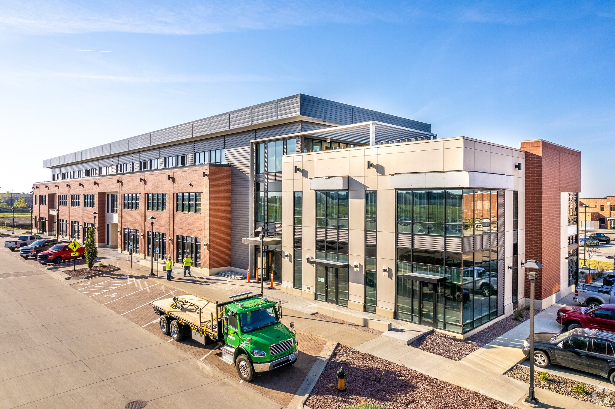 1345 SW Park Square Dr, Ankeny, IA for lease Building Photo- Image 1 of 6