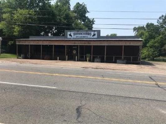 1005 W Upshur Ave, Gladewater, TX for sale - Primary Photo - Image 1 of 1