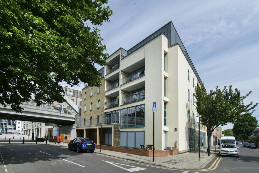 3-5 Dunston Rd, London for lease - Building Photo - Image 3 of 5