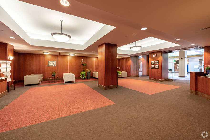 445 Minnesota St, Saint Paul, MN for lease - Lobby - Image 3 of 10