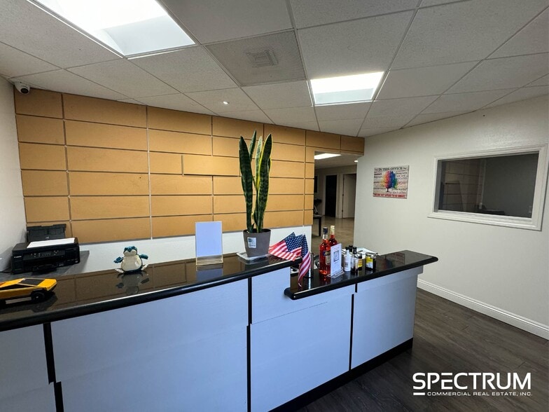 7525 Ethel Ave, North Hollywood, CA for lease - Building Photo - Image 2 of 7