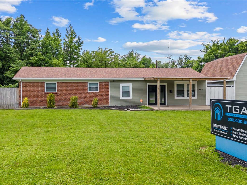 2505 Lincoln Dr, Clarksville, IN for sale Building Photo- Image 1 of 51