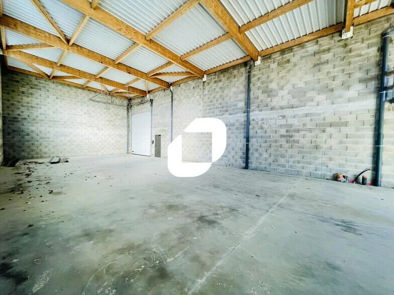 Office in MARCY-L'ETOILE for lease - Building Photo - Image 2 of 11