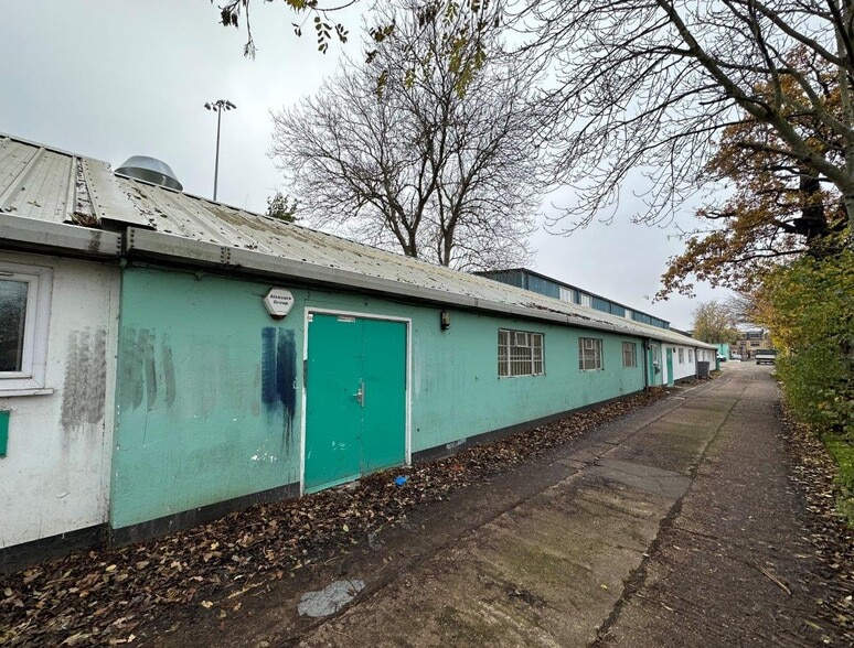 Wellington Rd, London for lease - Building Photo - Image 3 of 3