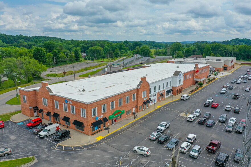 780-790 E Cumberland Gap Pky, Corbin, KY for sale - Primary Photo - Image 1 of 1