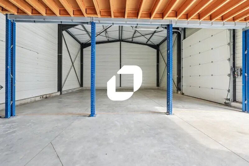 Flex in Goussainville for sale - Building Photo - Image 2 of 6