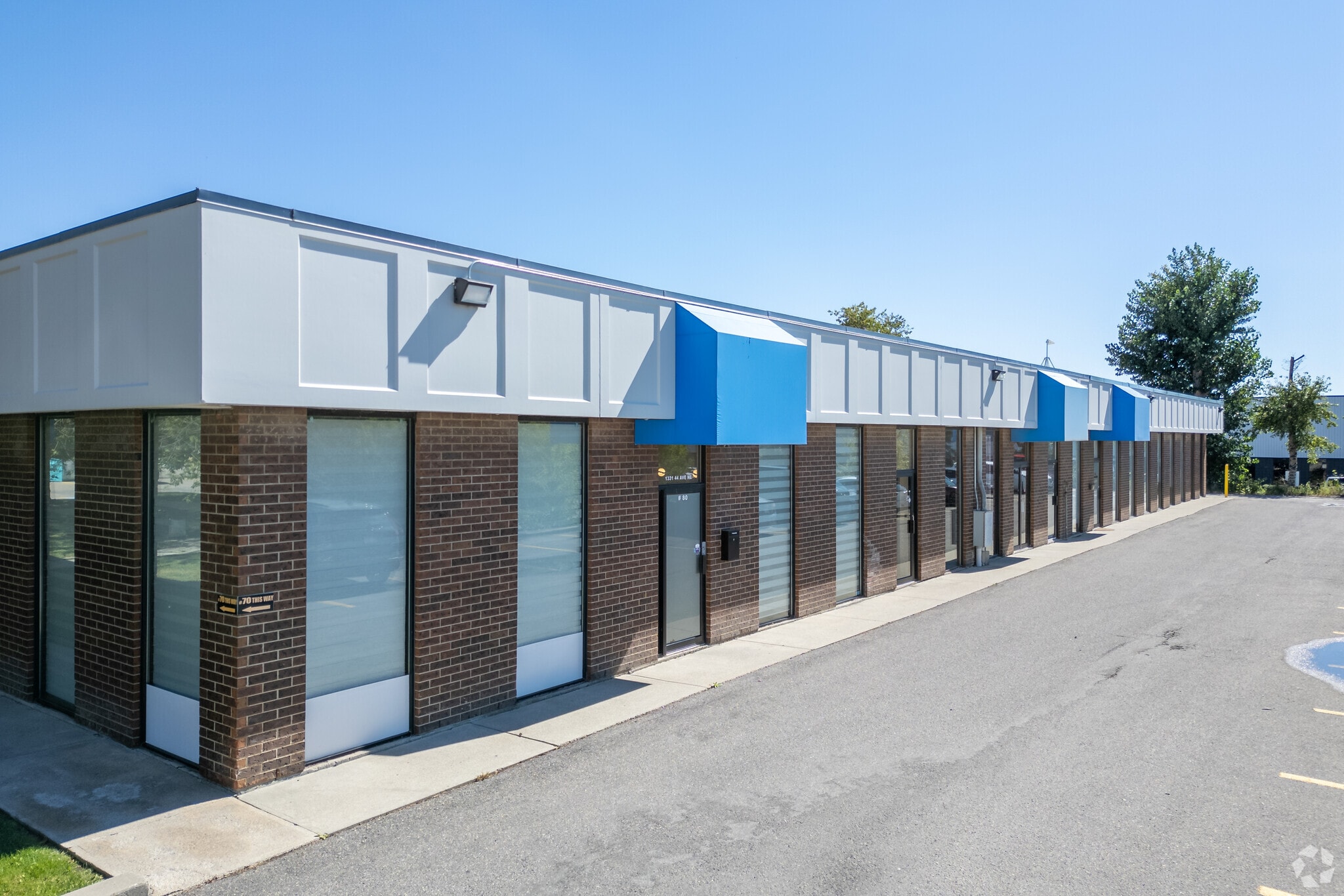 1331 44th Ave NE, Calgary, AB for sale Primary Photo- Image 1 of 1