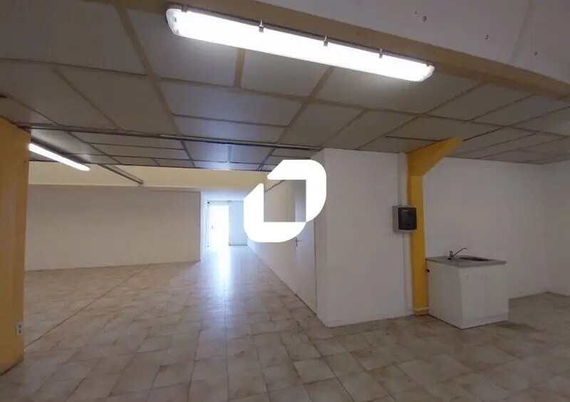 Office in Béziers for lease - Interior Photo - Image 3 of 5