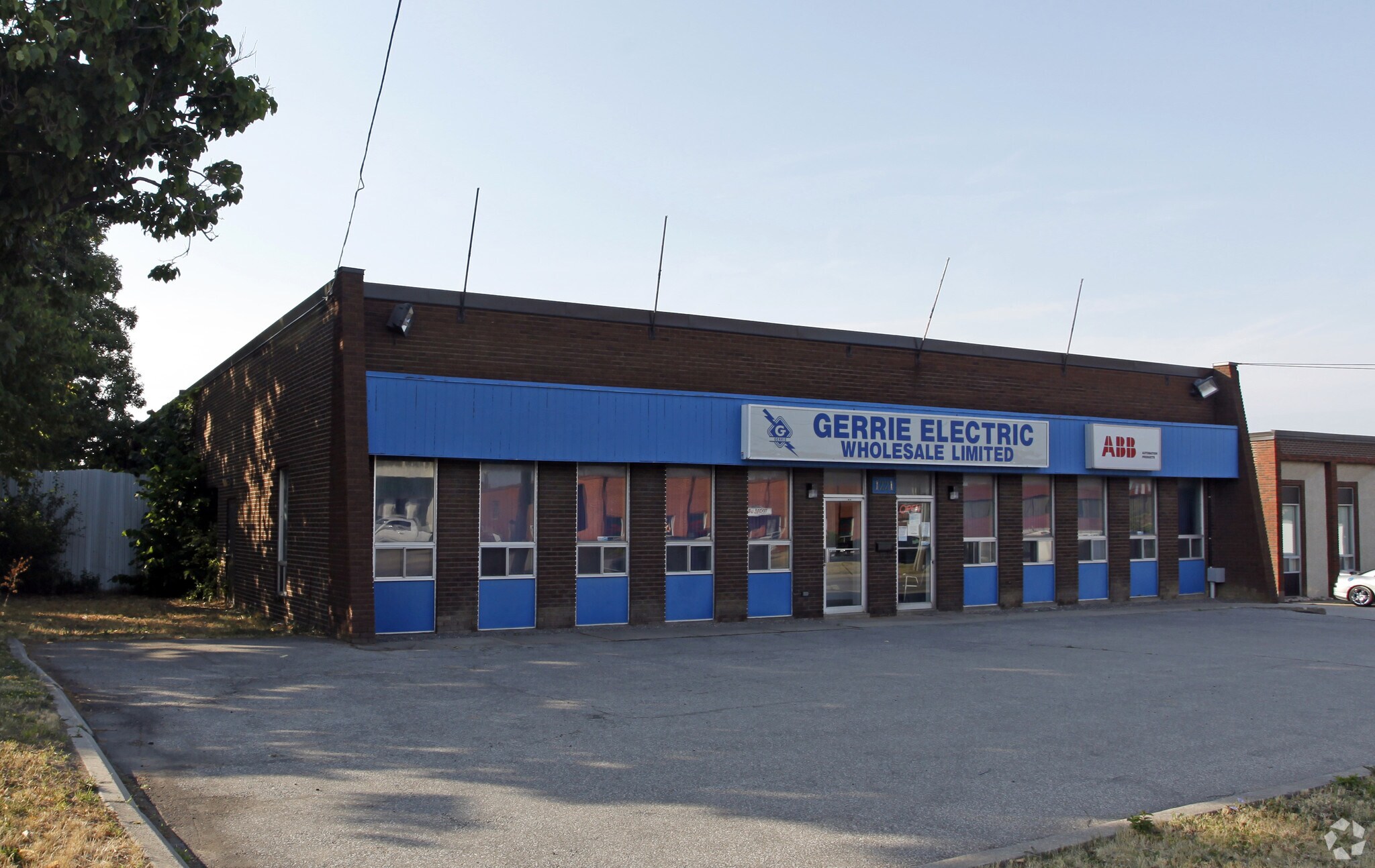 1221 Matheson Blvd E, Mississauga, ON for sale Primary Photo- Image 1 of 1