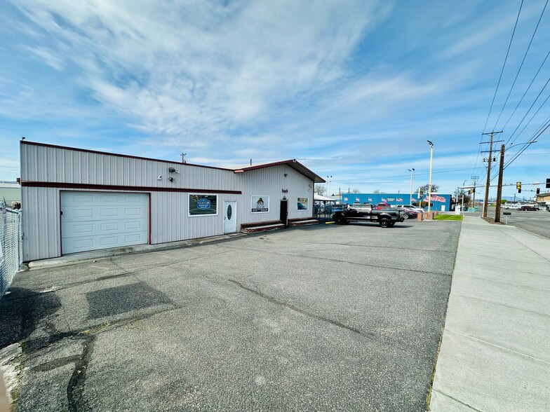 1205 S 10th Ave, Pasco, WA for sale - Building Photo - Image 2 of 14