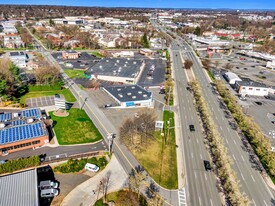 FOR LEASE- ROUTE 59 RETAIL - Drive Through Restaurant