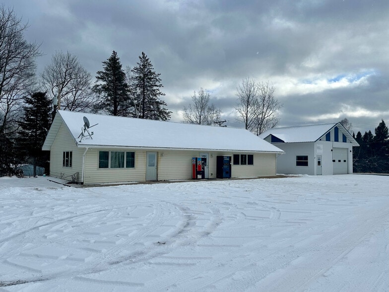 2192 State Highway 17, Phelps, WI for sale - Building Photo - Image 1 of 1