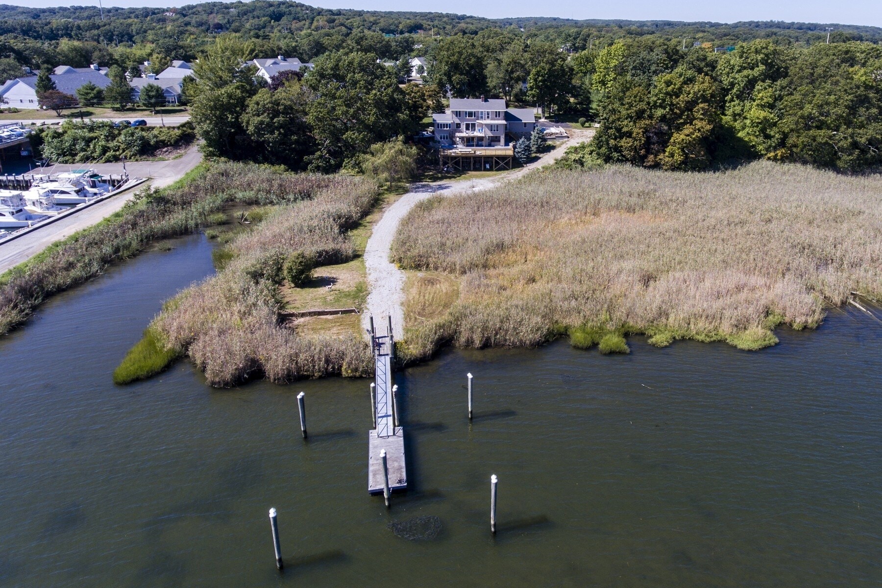 180 Ferry Rd, Old Saybrook, CT for sale Primary Photo- Image 1 of 1