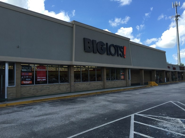 803-873 W Bloomingdale Ave, Brandon, FL for sale - Building Photo - Image 1 of 1