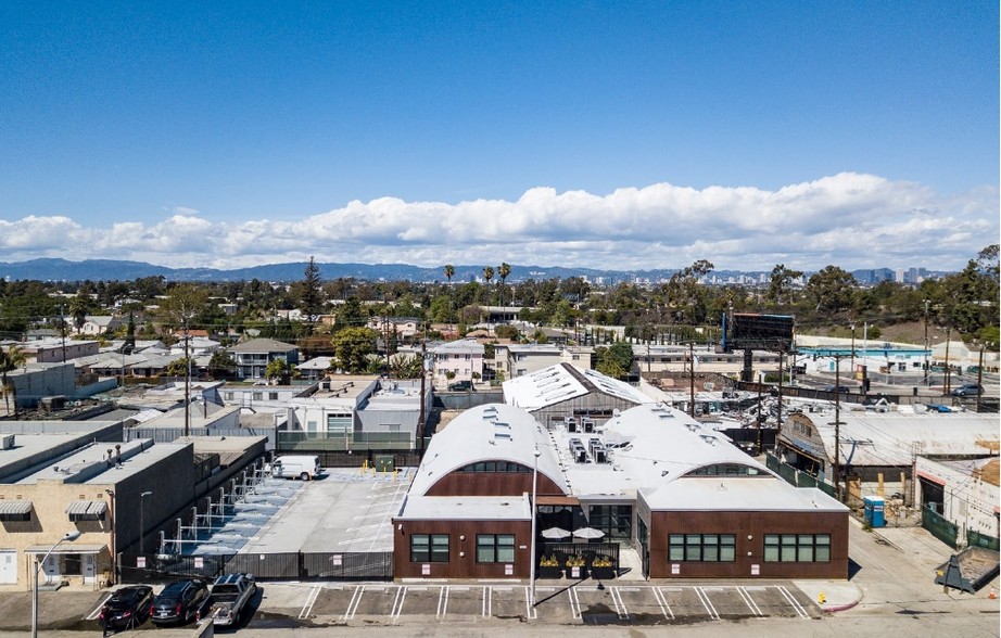 11811-11821 Teale St, Culver City, CA for lease - Building Photo - Image 1 of 3