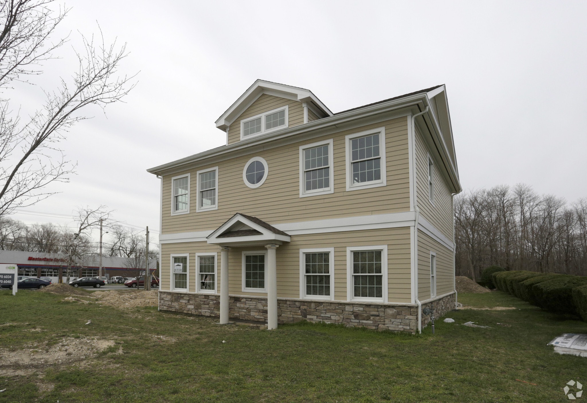 590 Patchogue Rd, Port Jefferson Station, NY for sale Primary Photo- Image 1 of 1