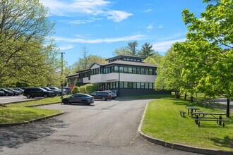 2 Corporate Dr, Central Valley, NY for lease Interior Photo- Image 2 of 28