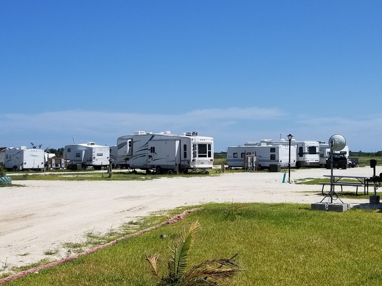 359 Rattlesnake Point Rd, Rockport, TX for sale - Primary Photo - Image 1 of 1