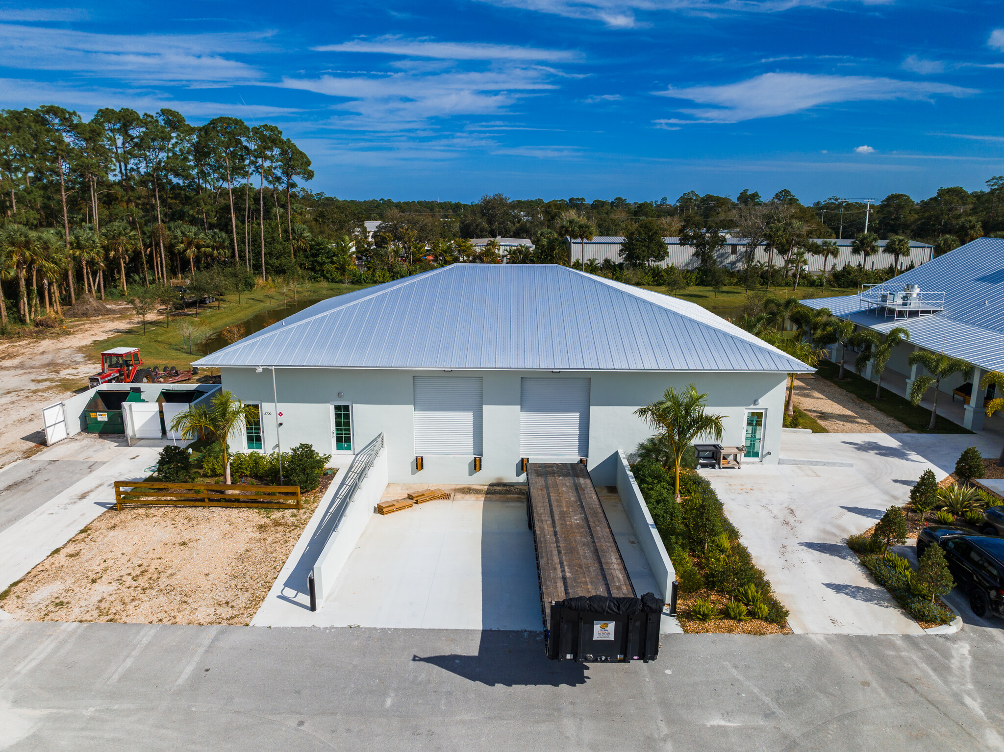 3700 9th St SW, Vero Beach, FL for sale Primary Photo- Image 1 of 1