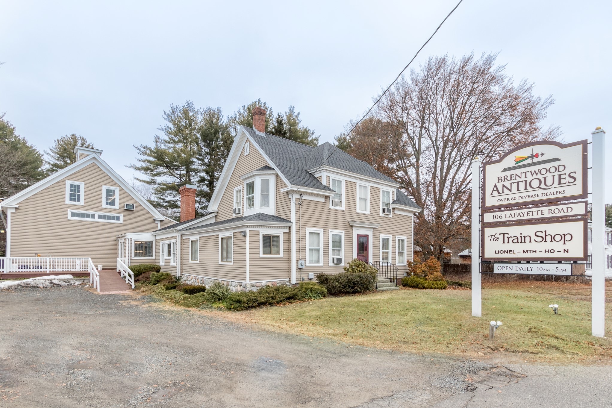 106 Lafayette Rd, Hampton Falls, NH 03844
