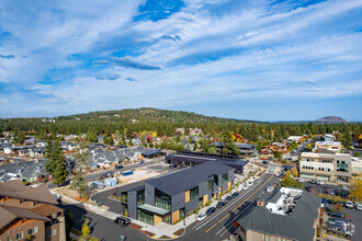 2838 NW Crossing Dr, Bend, OR - aerial  map view