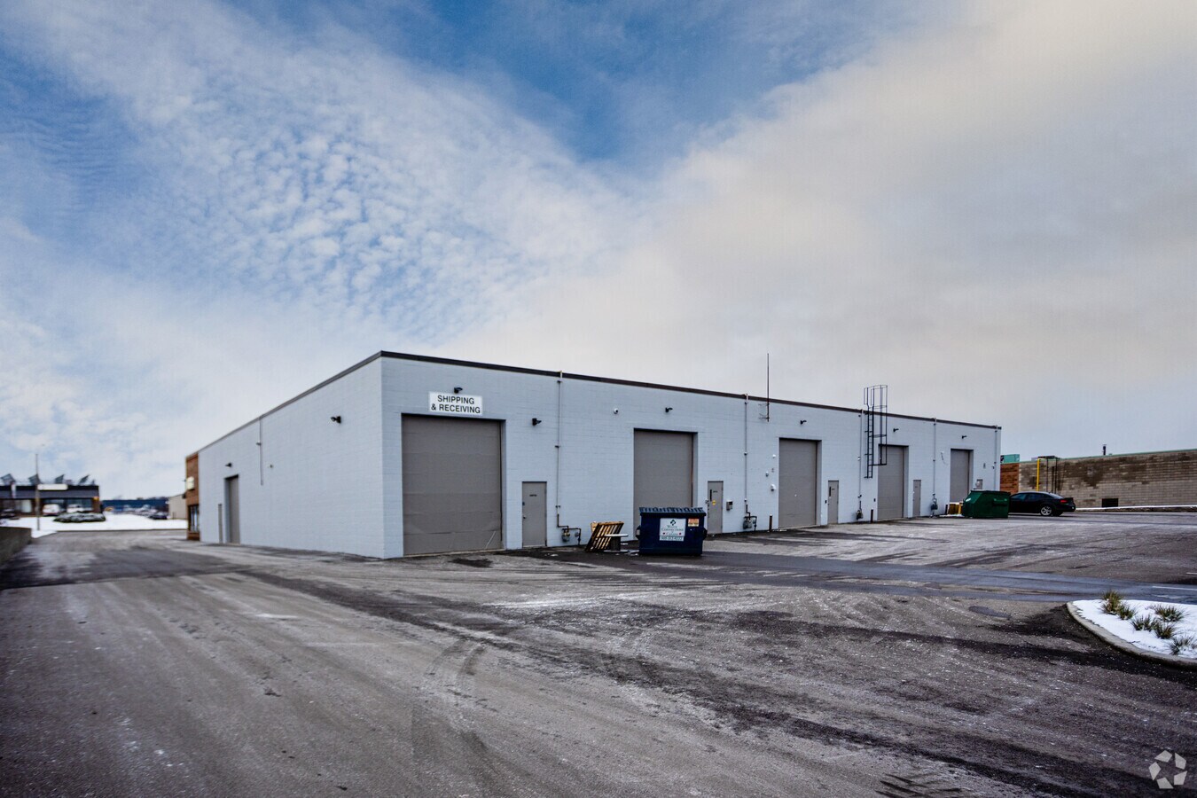 205 Nebo Rd, Hamilton, ON L8W 2E1