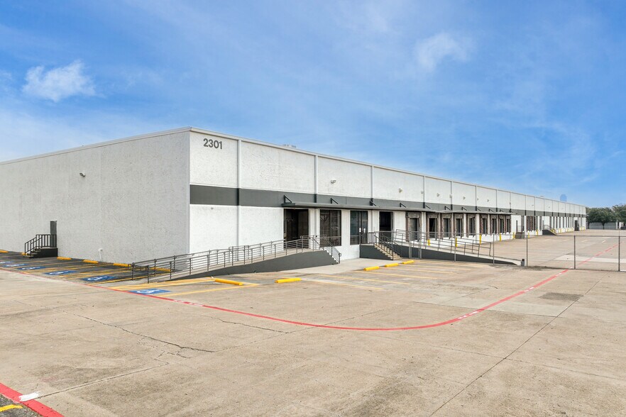 Lone Star Distribution Center - Warehouse