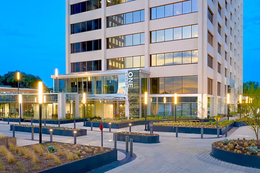 4925 Greenville Ave, Dallas, TX for sale - Building Photo - Image 1 of 1