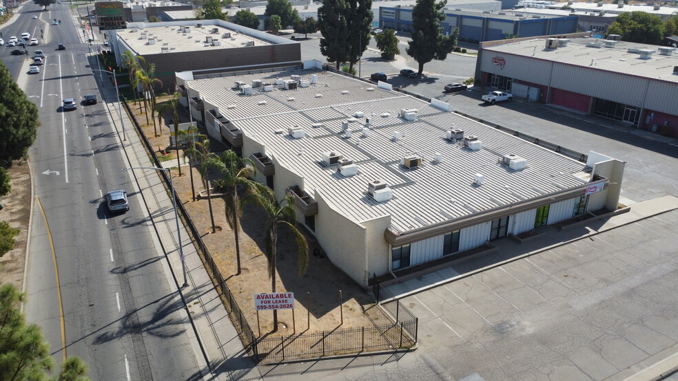 4491 W Shaw Ave, Fresno, CA for sale - Building Photo - Image 2 of 7