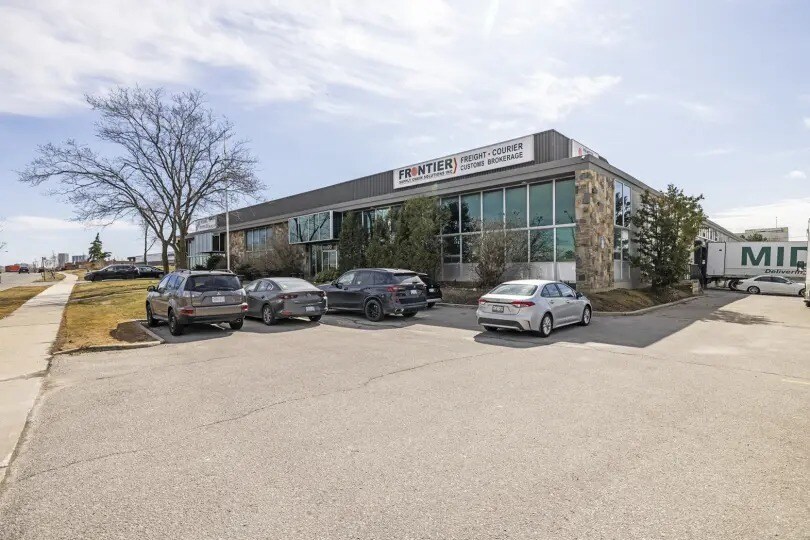 66-70 Bartor Rd, Toronto, ON for sale Primary Photo- Image 1 of 1