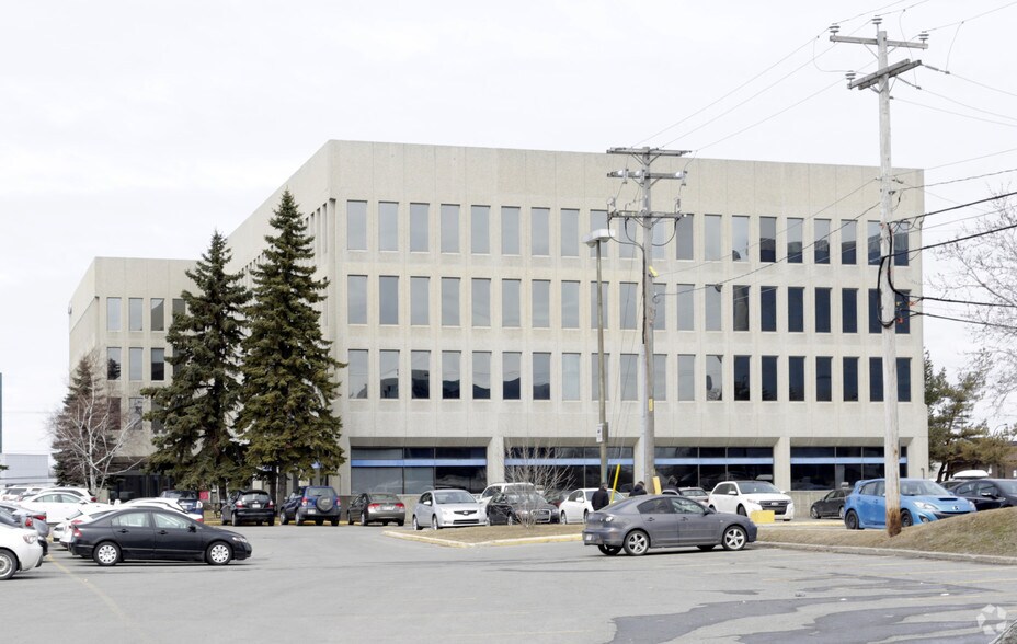 3300 Boul de la Côte-Vertu, Montréal, QC for lease - Building Photo - Image 3 of 5