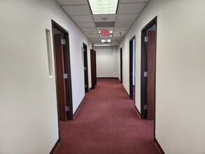 1 Civic Center Plz, Poughkeepsie, NY for lease Interior Photo- Image 2 of 5