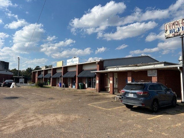 15th St, Yazoo City, MS for lease - Building Photo - Image 3 of 10
