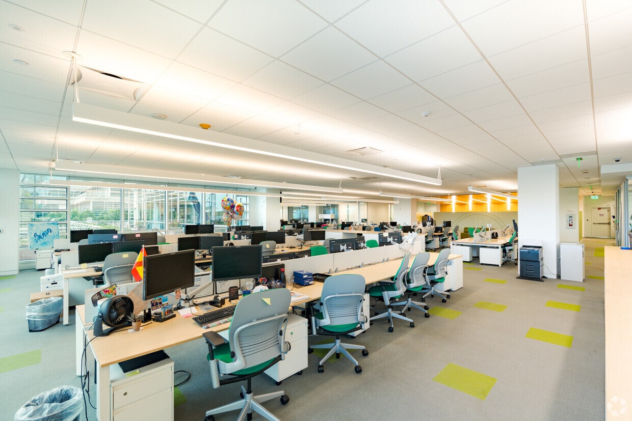 18001 Old Cutler Rd, Palmetto Bay, FL for lease Interior Photo- Image 1 of 2