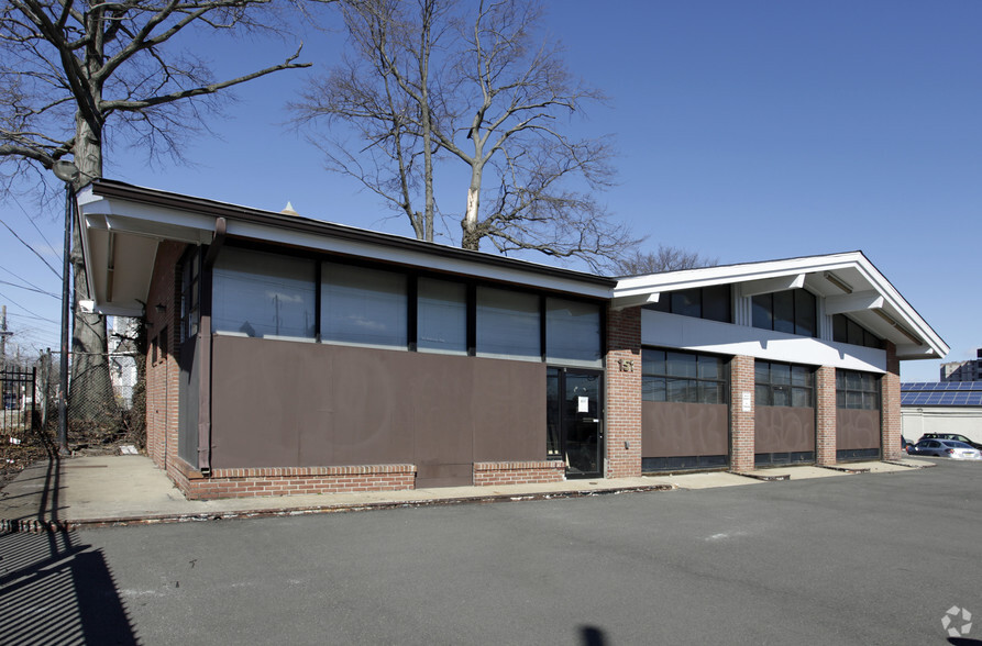 151 Rahway Ave, Elizabeth, NJ for sale - Primary Photo - Image 1 of 1