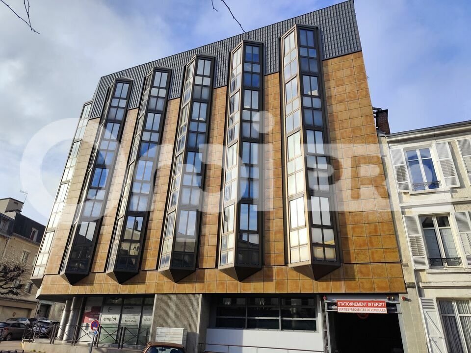 Office in Limoges for lease Building Photo- Image 1 of 5