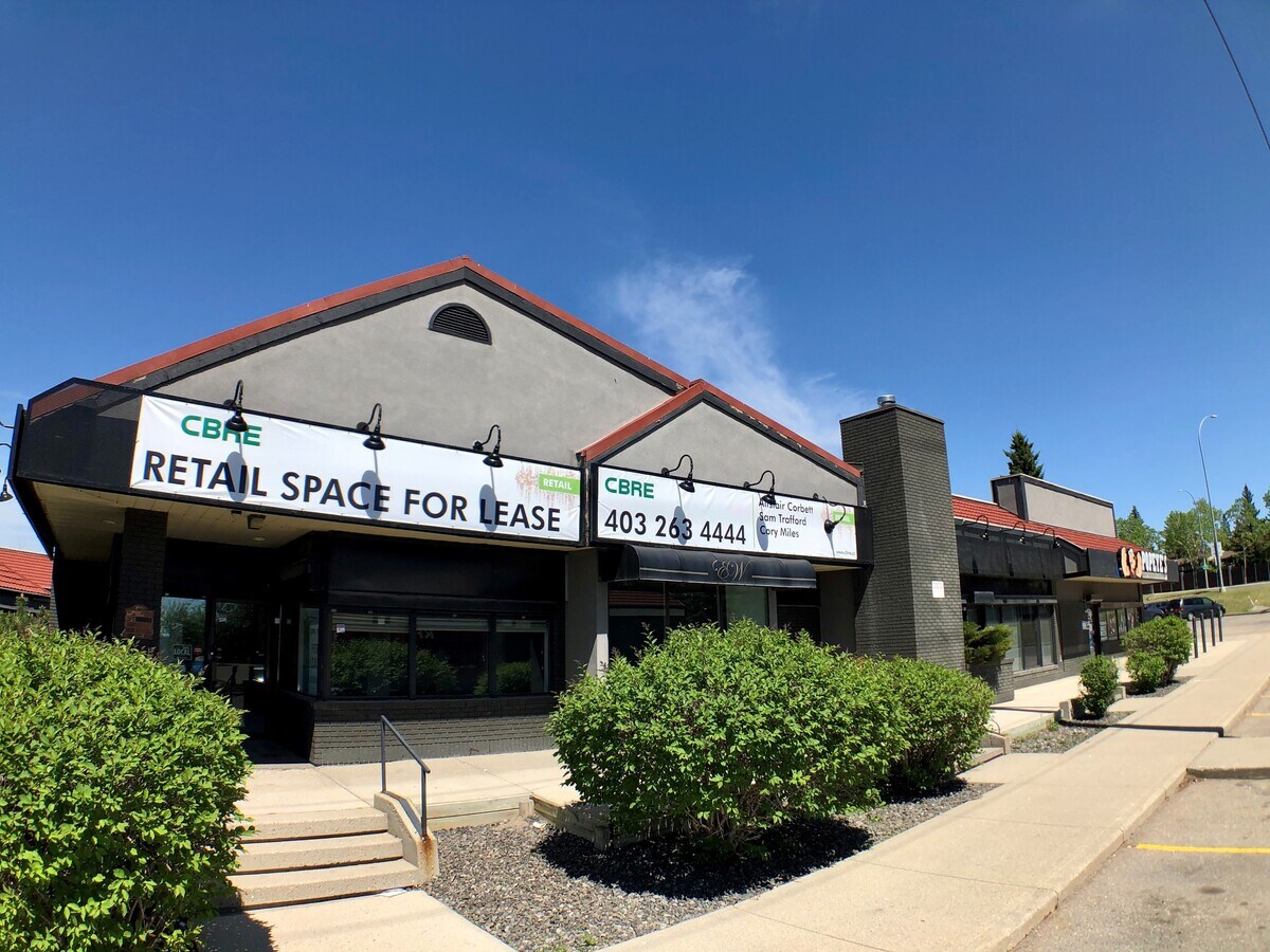 20 Crowfoot Cres NW, Calgary, AB T3G 2P6 Crowfoot Village